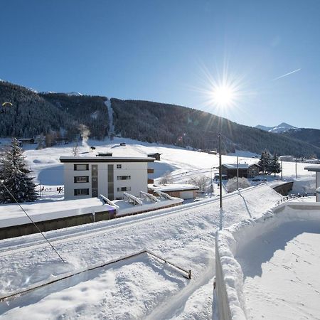 Agrimonia - 5,5-Zi Duplex Wohnung Bis 9 Personen Mit Eigenem Garten Davos Kültér fotó