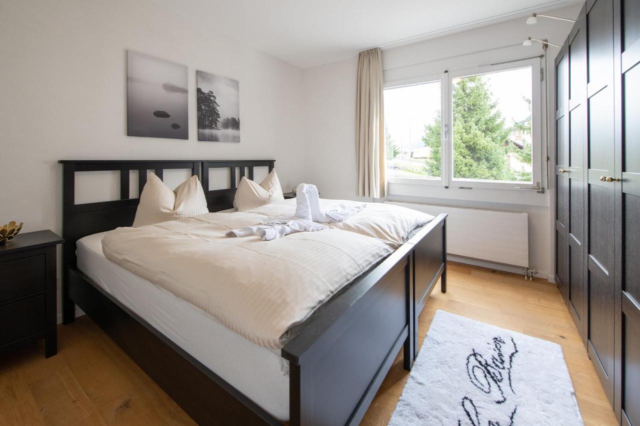 Agrimonia - 5,5-Zi Duplex Wohnung Bis 9 Personen Mit Eigenem Garten Davos Kültér fotó