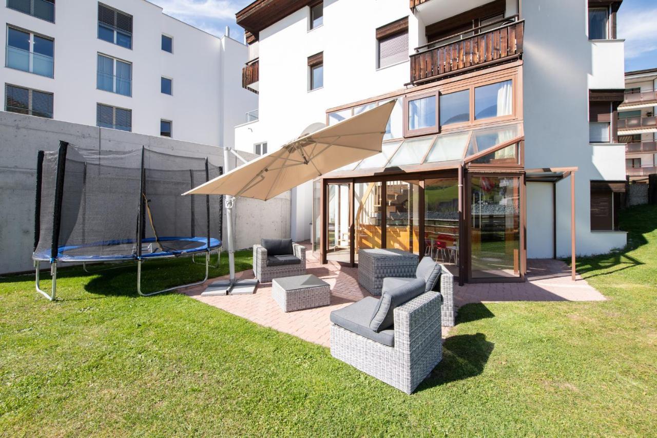 Agrimonia - 5,5-Zi Duplex Wohnung Bis 9 Personen Mit Eigenem Garten Davos Kültér fotó