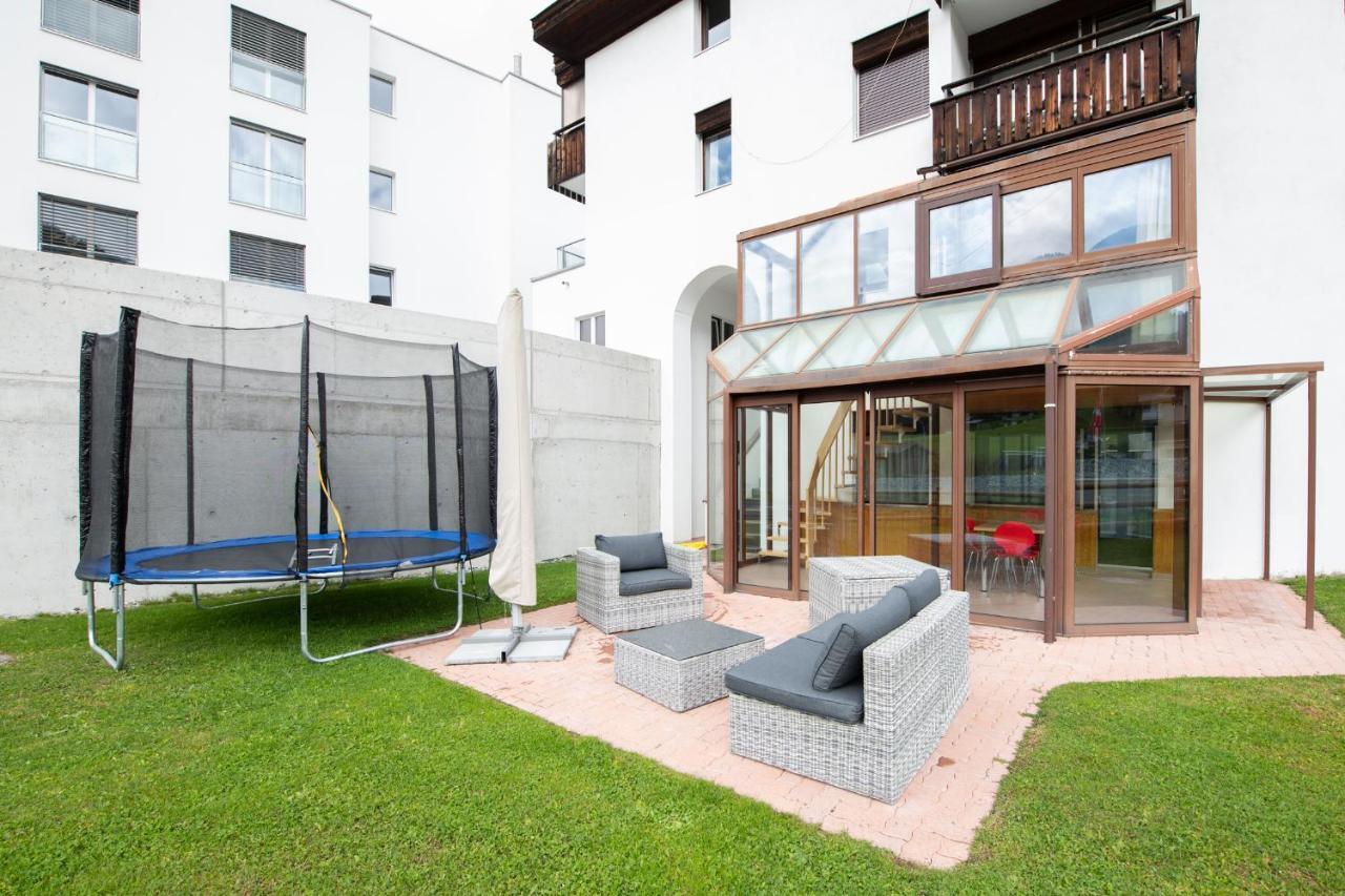 Agrimonia - 5,5-Zi Duplex Wohnung Bis 9 Personen Mit Eigenem Garten Davos Kültér fotó